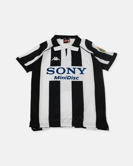 Juventus 1997-98 Home Kit